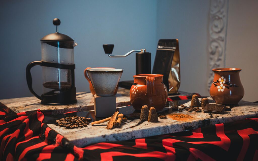 French press, an artesanal method very used in Guatemala with coffee grinded in the moment